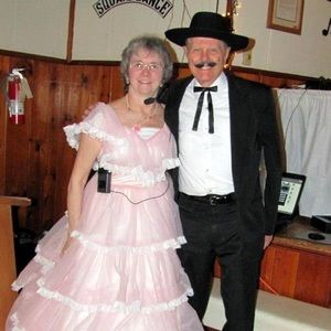 Meet your Posher, Lorraine john